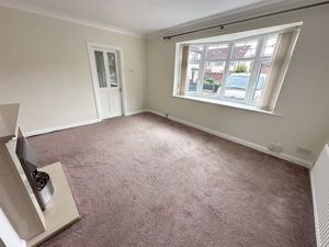 Lounge- click for photo gallery